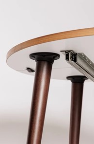 Кухонный раздвижной круглый стол Шпон Ореха д. 100 см МДФ ножки вишня в Курске - предосмотр 4