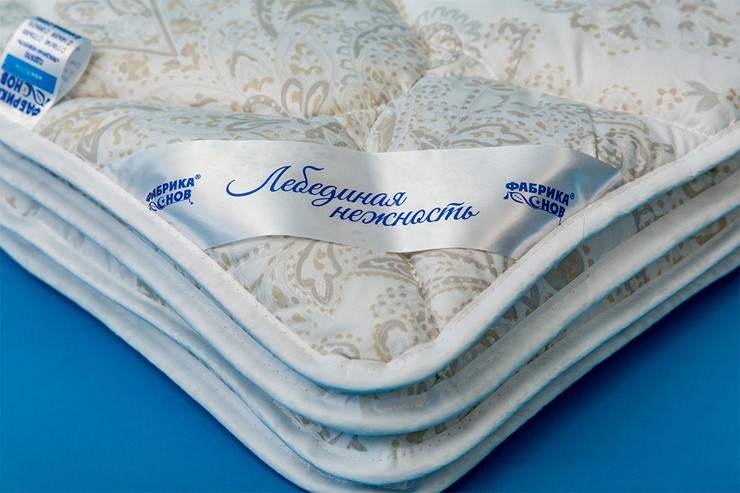 Одеяло всесезонное полутороспальное Лебединая нежность в Курске - изображение 1